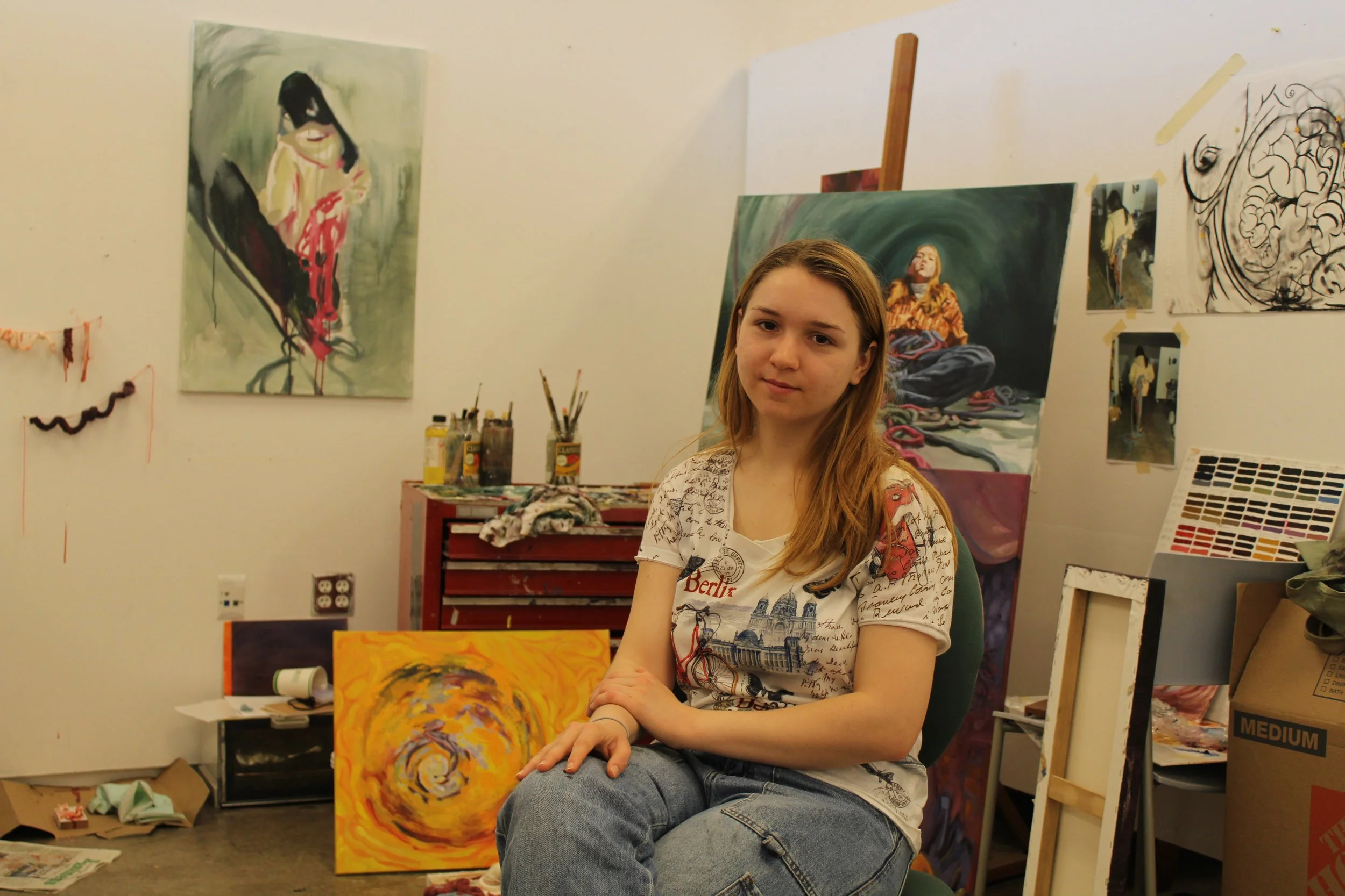  Anastasia Senavsky in the UC Santa Barbara Honors Art Program studios. 