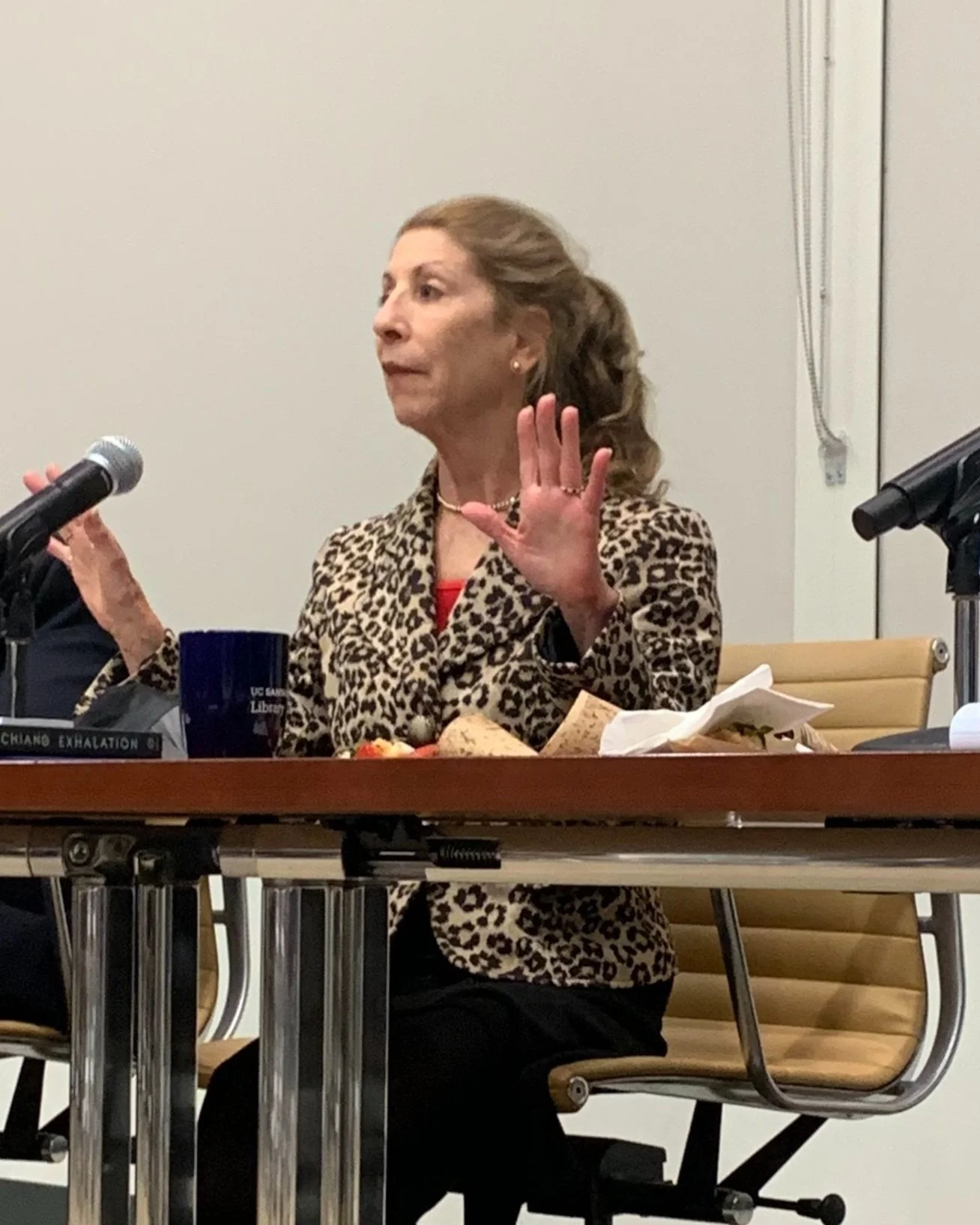  Writer Ann Louise Bardach rehashed intrepid adventures from her journalism career at a Library event last week. She recently donated her archives to UCSB. 