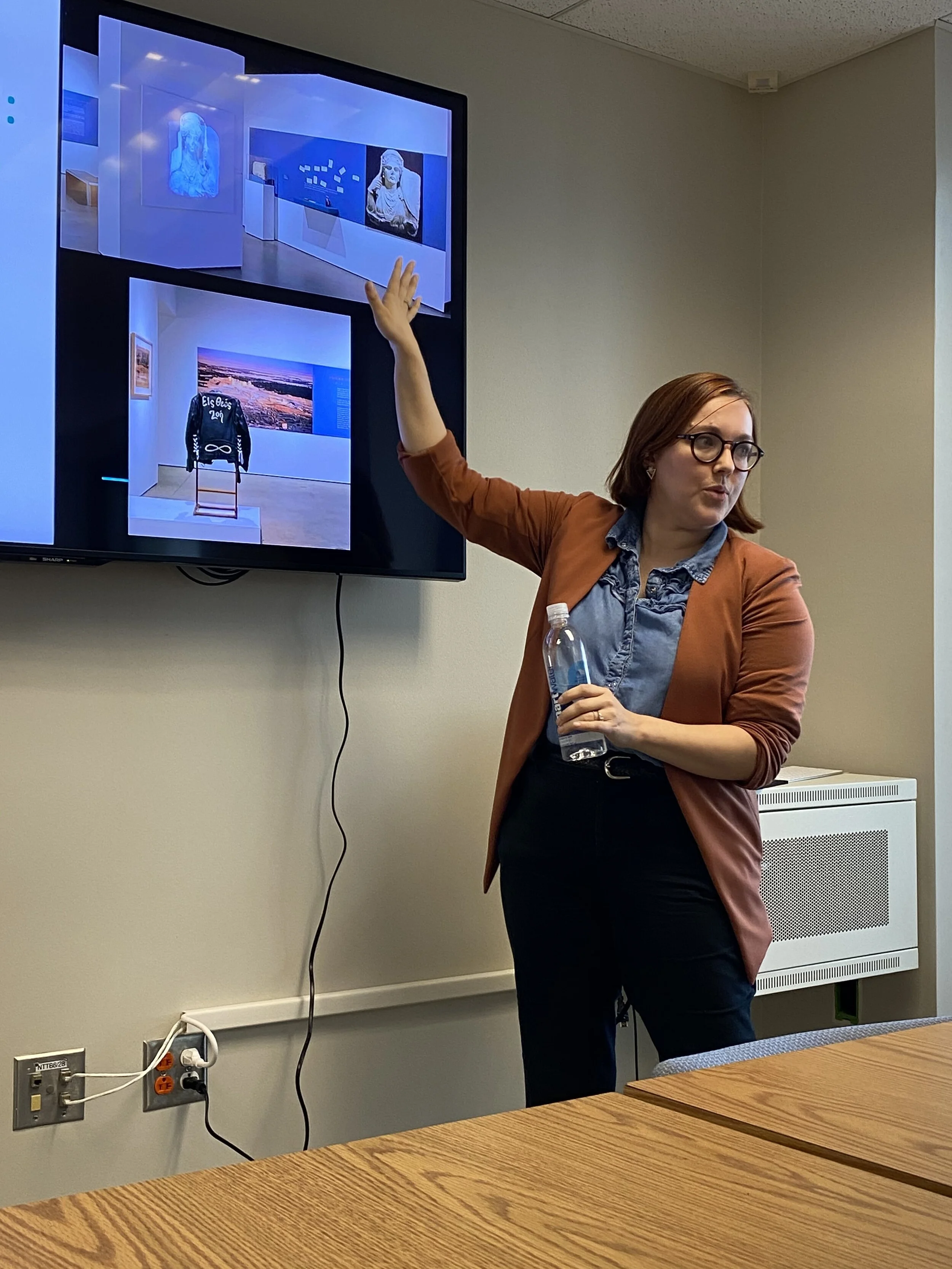  Carly Maris explained how she laid out the Palmyra exhibit to foster public interaction. 