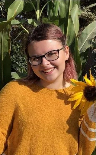  Victoria Korotchenko, a third-year UC Santa Barbara student double-majoring in English and History, teaches Russian as a peer tutor at the Campus Learning Assistance Services (CLAS). 
