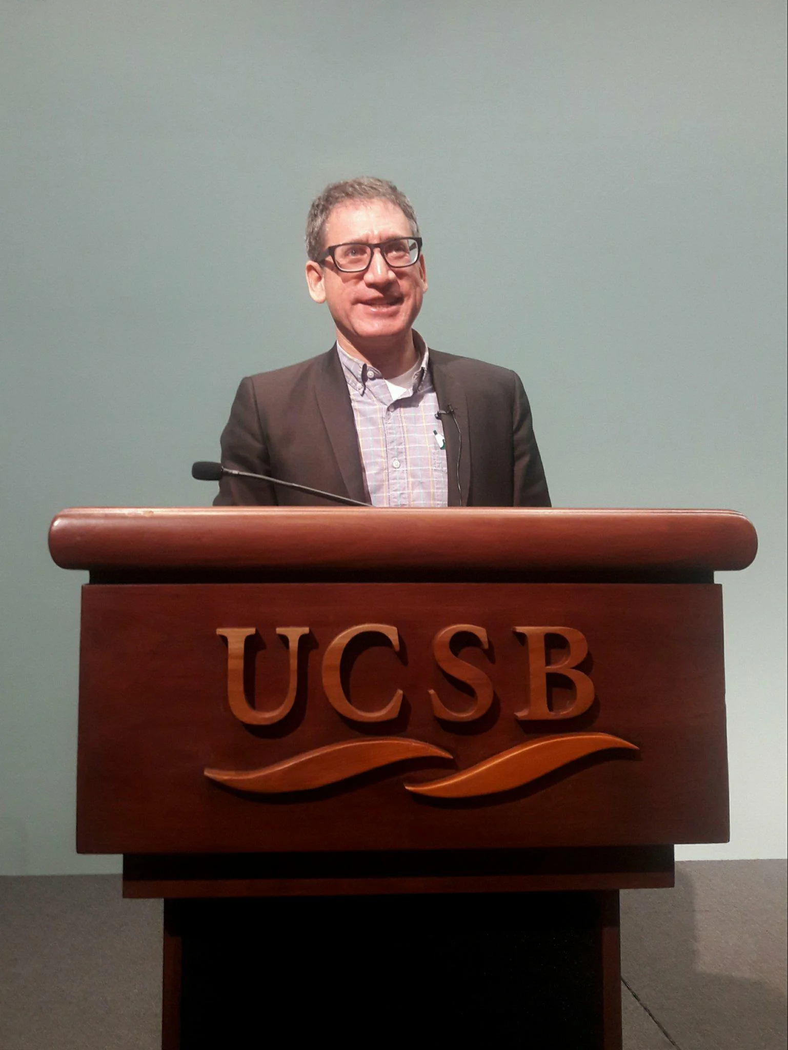  Tony Michaels, PhD., a religious studies professor from University of Wisconsin-Madison, delivers his talk about Jewish American History at UC Santa Barbara.  
