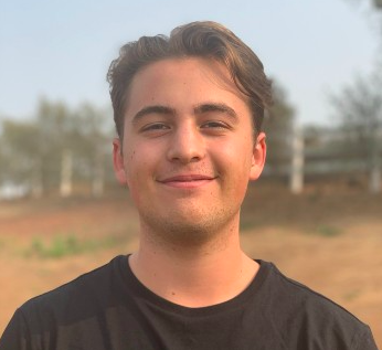  Mikolaj (Nick) Godzick, UC Santa Barbara College of Creative Studies Biology Major and 2021 Raab Fellow who researched human impact on the environment for his multimedia project. 