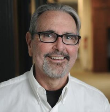  Jerry Roberts, co-founder of  Calbuzz  and broadcaster of  Newsmakers ,  co-moderated the “Why Archives Matter” event with Lurie.  