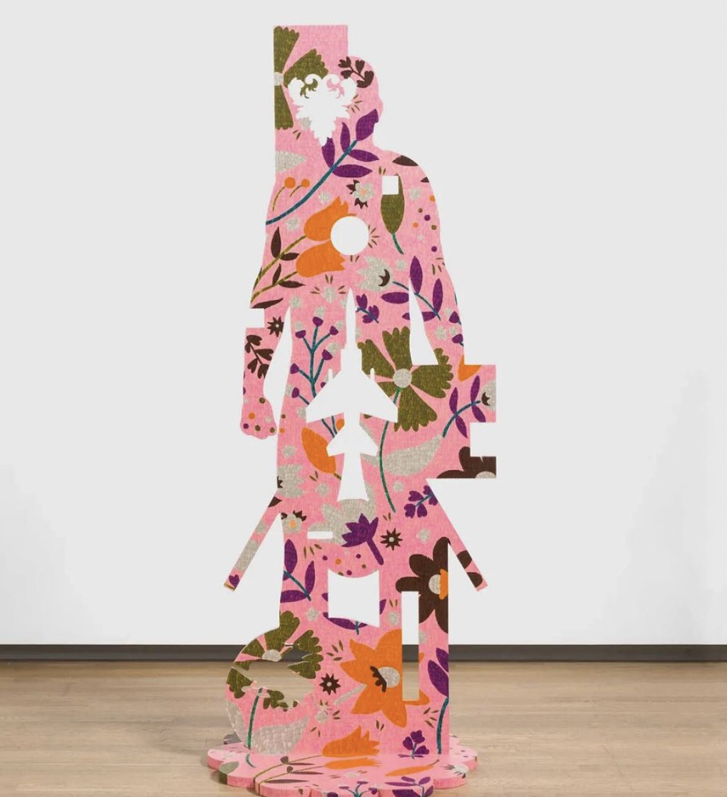   “Silhouettes,” a series of sculptures Fallah created, explores the psychological interior of his subjects. These sculptures question the usual way portraits are done and break down ideas about how people are seen by others or shaped by their life experiences.  