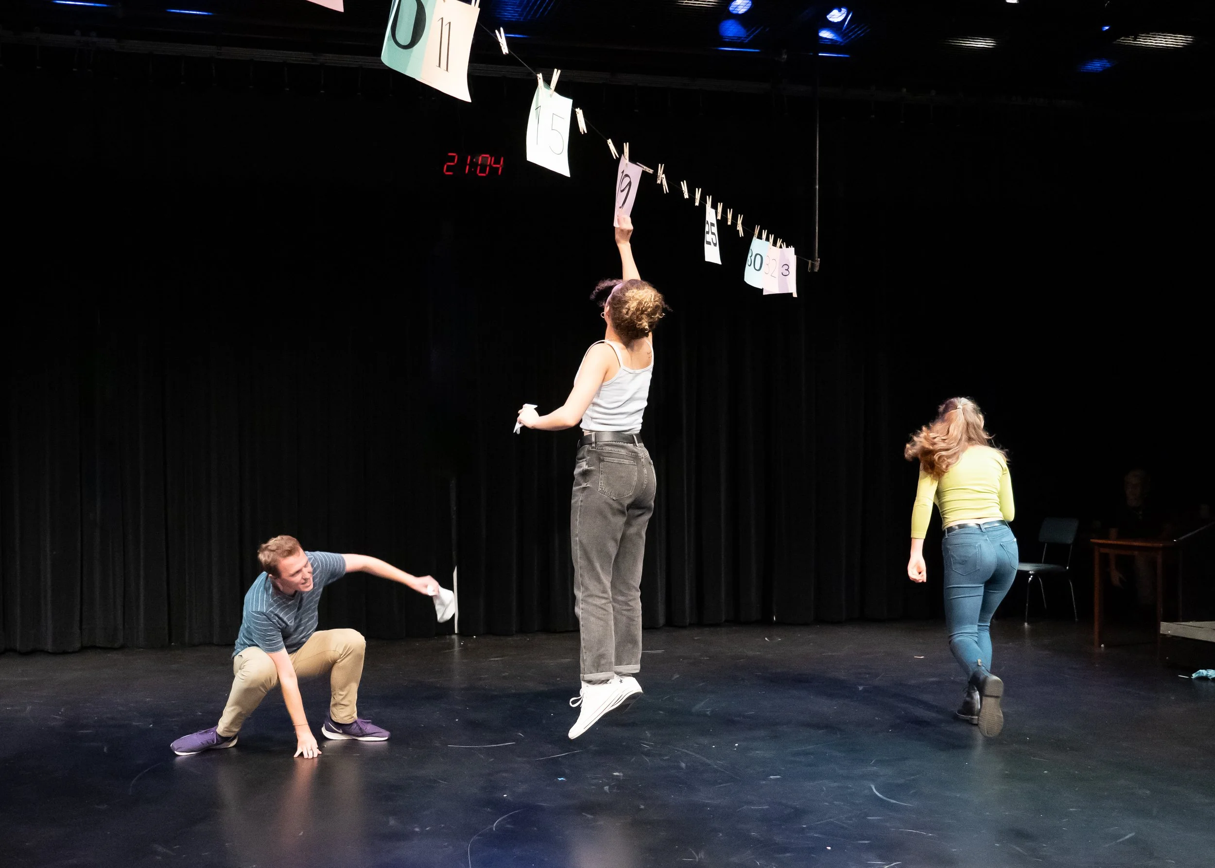  UCSB students and ensemble actors rushing to pick and prepare for the next among 35 plays during Theater and Dance’s production of “Too Much Light Makes the Baby Go Blind.” Photo by Stephen Sherrill.  