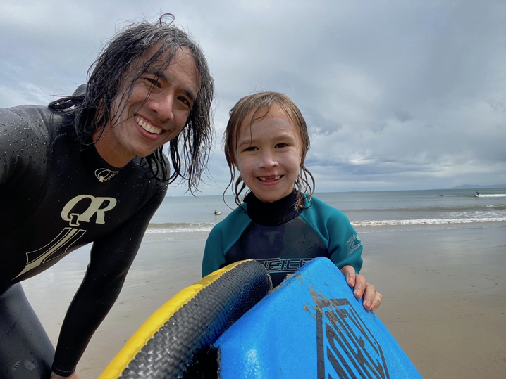  Artist and UCSB professor Kip Fulbeck enjoying a day at the beach with his son. Photo by Kip Fulbeck. 
